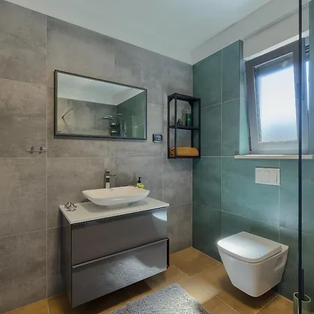Villa Skalica - Medulin Sea View *