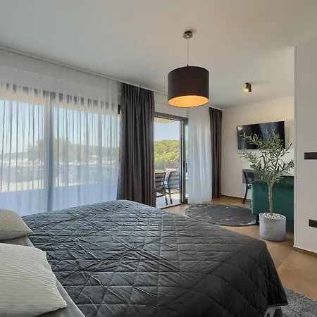 Skalica - Medulin Sea View Villa